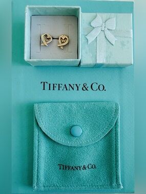 Tiffany & Co. Paloma Picasso Loving Heart Stud Earrings Authentic